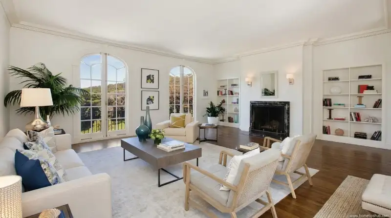 Inside Steve Kerr’s House in San Francisco’s Presidio Heights